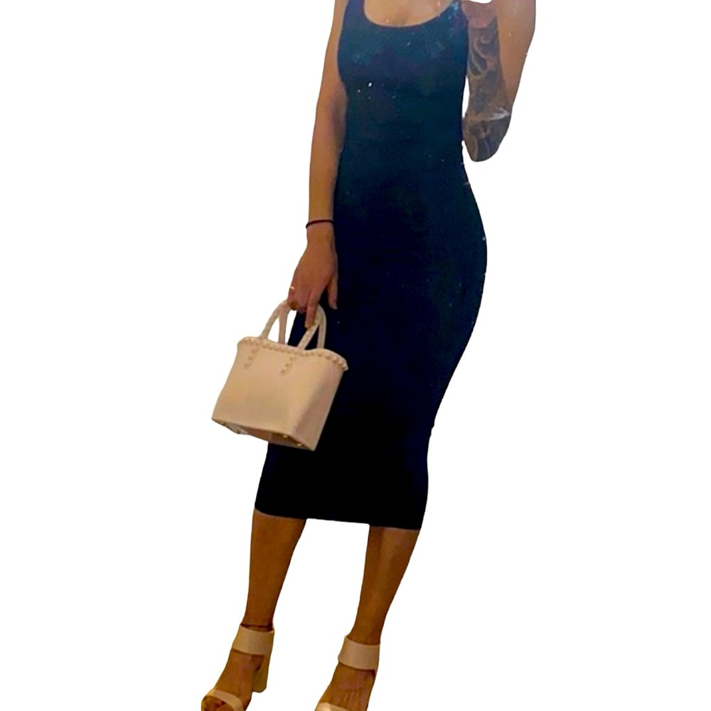 long black bodycon maxi dress| Super fitted.